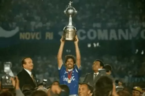 Cruzeiro - Brasil - Campeones Copa Libertadores 1997